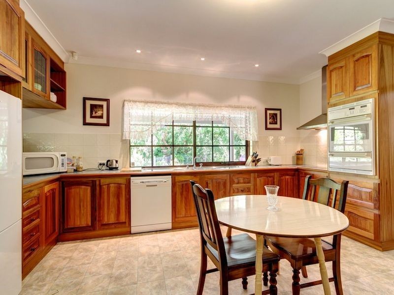 16 Miels Road, Crafers SA 5152