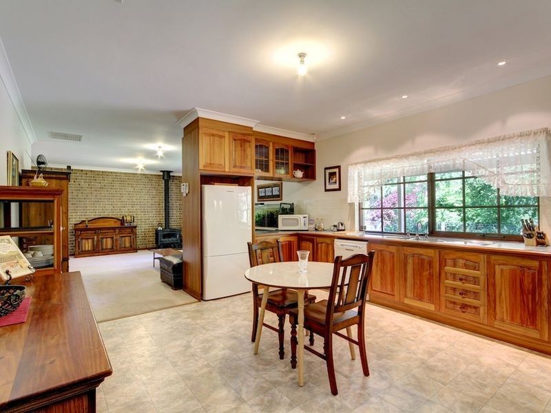 16 Miels Road, Crafers SA 5152