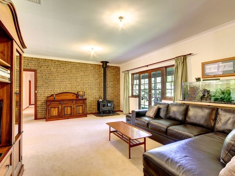 16 Miels Road, Crafers SA 5152