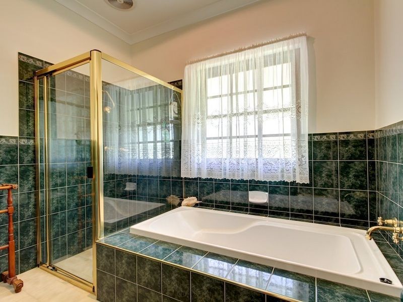 16 Miels Road, Crafers SA 5152