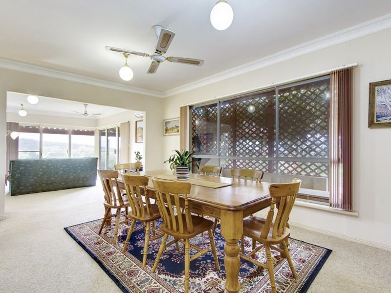 213 Nicholls Road, Bradbury SA 5153