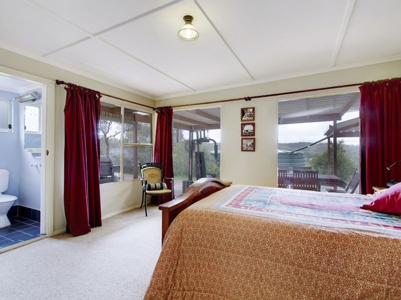 213 Nicholls Road, Bradbury SA 5153