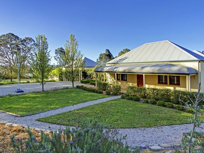 27 Downers Road, Oakbank SA 5243