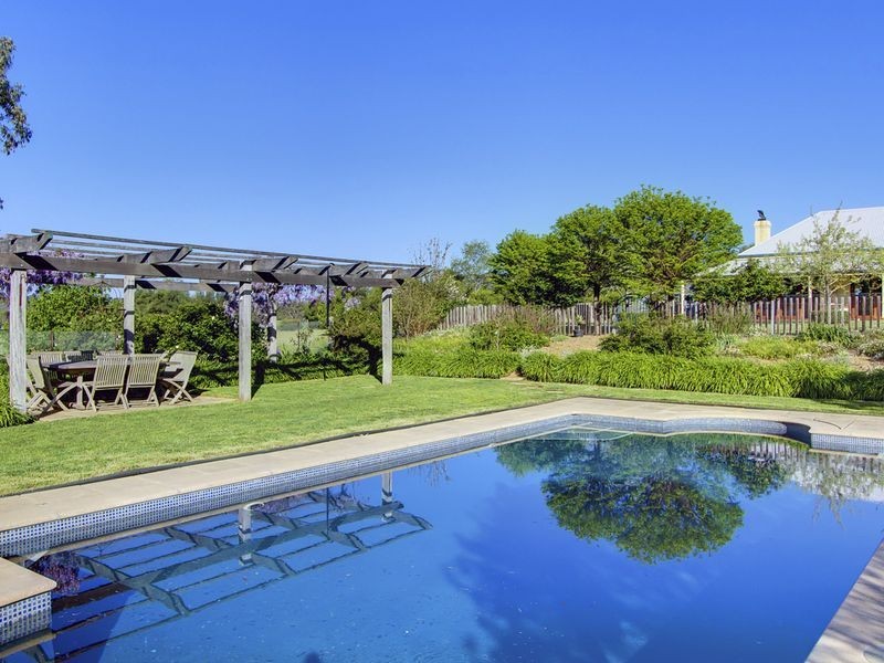 27 Downers Road, Oakbank SA 5243