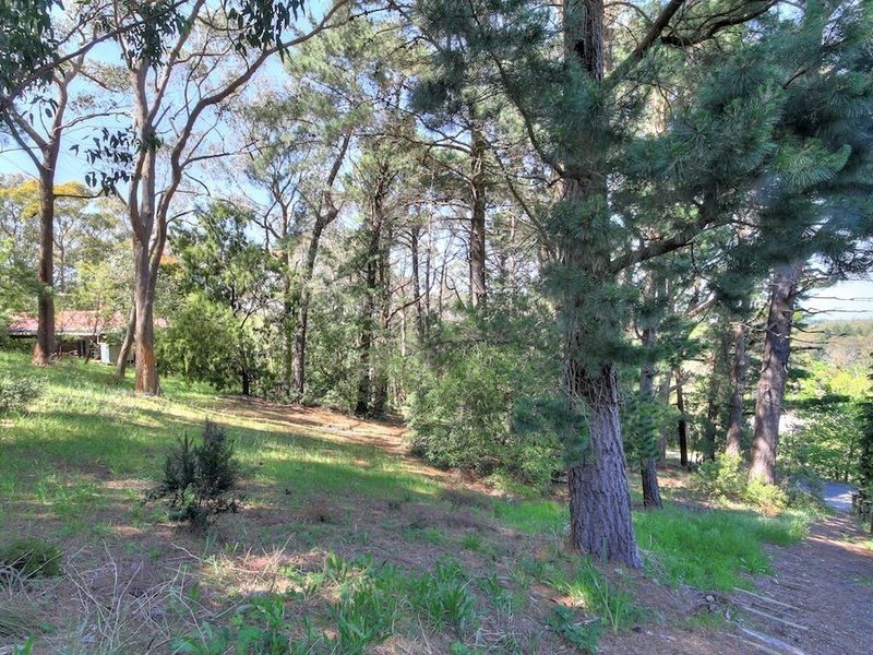 6 Backhouse Avenue, Crafers SA 5152