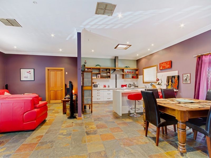 17 Junction Road, Littlehampton SA 5250