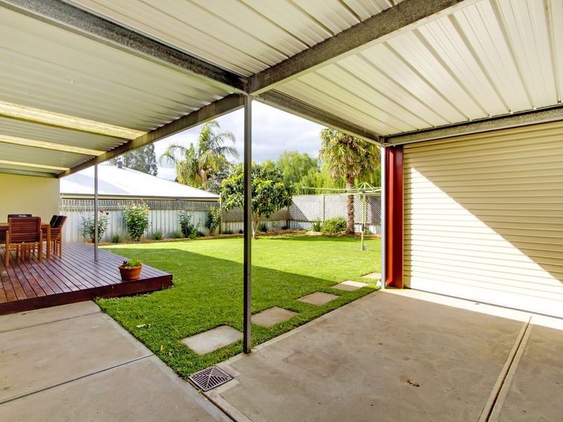 2 Valma Avenue, Hahndorf SA 5245