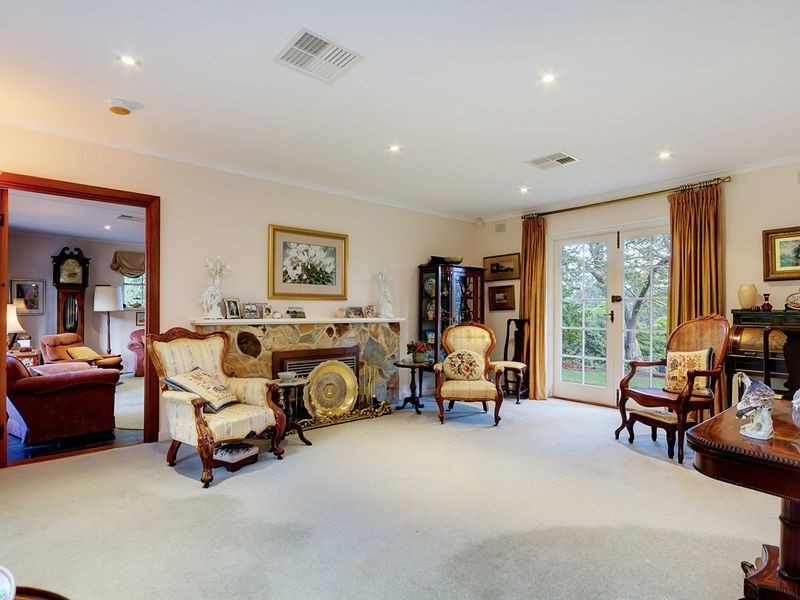 9 Linwood Avenue, Aldgate SA 5154