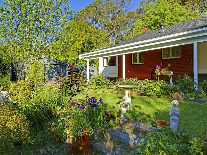 25 Paratoo Road, Stirling SA 5152