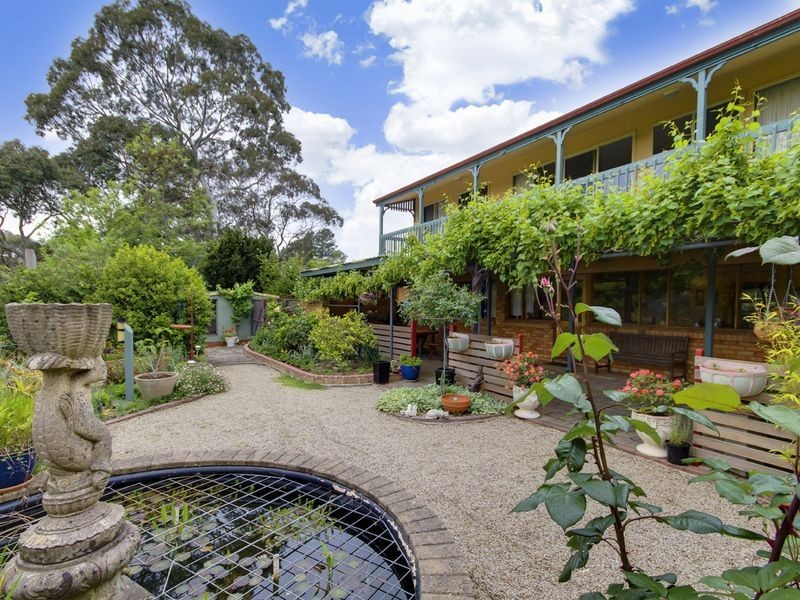 8 Driffield Road, Bridgewater SA 5155
