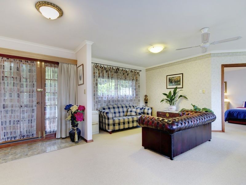 8 Driffield Road, Bridgewater SA 5155