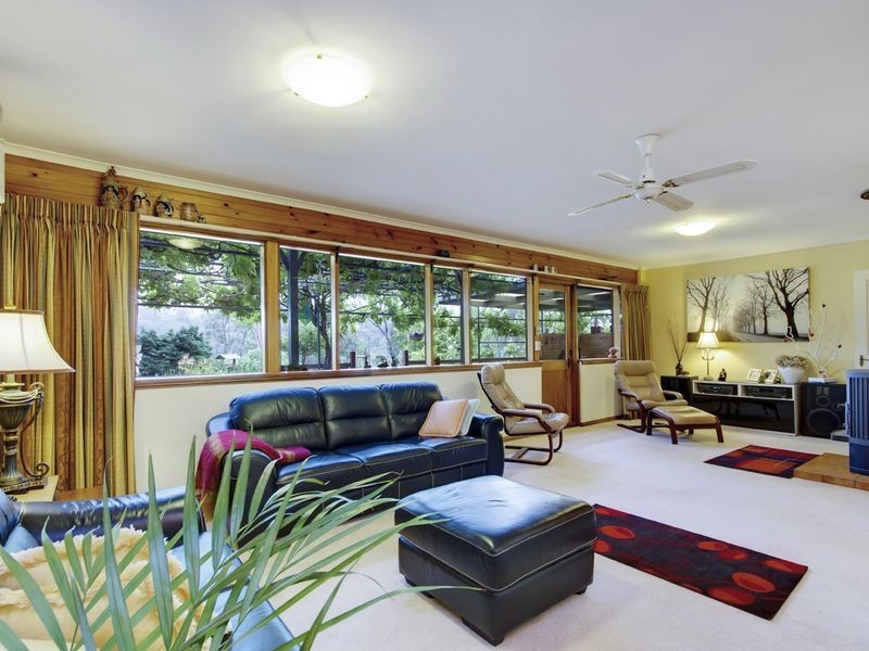 8 Driffield Road, Bridgewater SA 5155