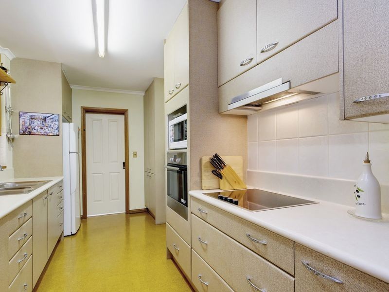 8 Driffield Road, Bridgewater SA 5155