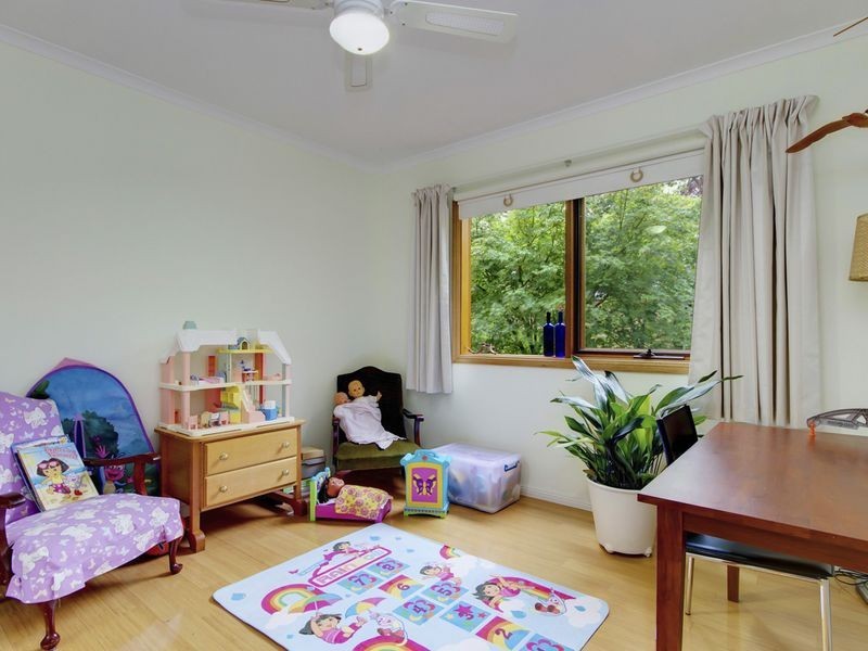 8 Driffield Road, Bridgewater SA 5155