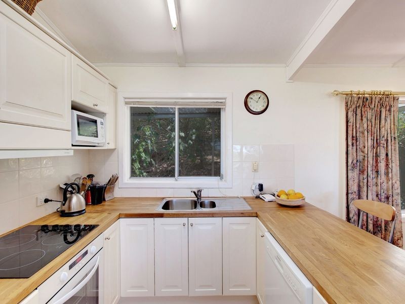 103 Cave Avenue, Bridgewater SA 5155