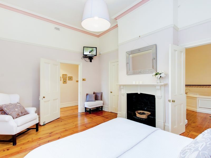 24 Madeline Road, Stirling SA 5152