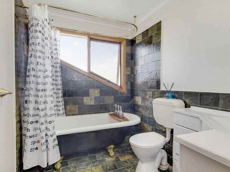 73 Hillcrest Drive, Eden Hills SA 5050