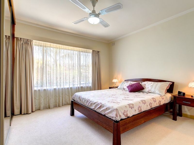 4 Oliphant Avenue, Oaklands Park SA 5046