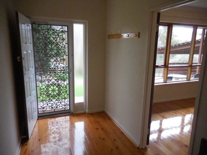 8 Devon Drive, Coromandel Valley SA 5051