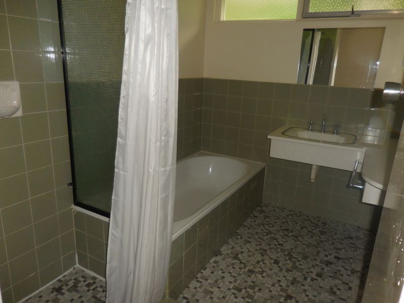 8 Devon Drive, Coromandel Valley SA 5051