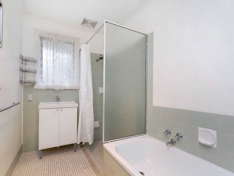 3 Alberg Avenue, Mount Barker SA 5251