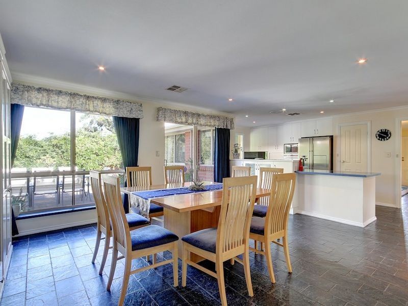 4 Shurdington Road, Crafers SA 5152