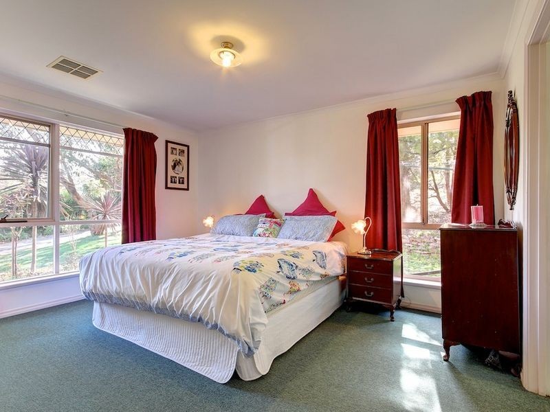4 Shurdington Road, Crafers SA 5152