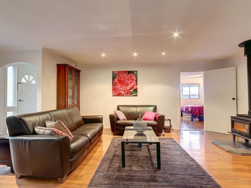 5 Elborough Avenue, Uraidla SA 5142