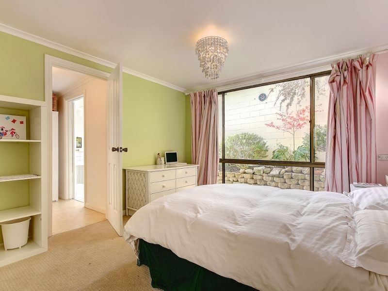 5 Elborough Avenue, Uraidla SA 5142