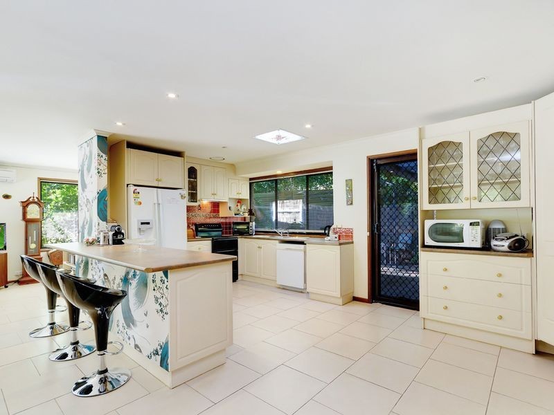 50 Avenue Road, Stirling SA 5152