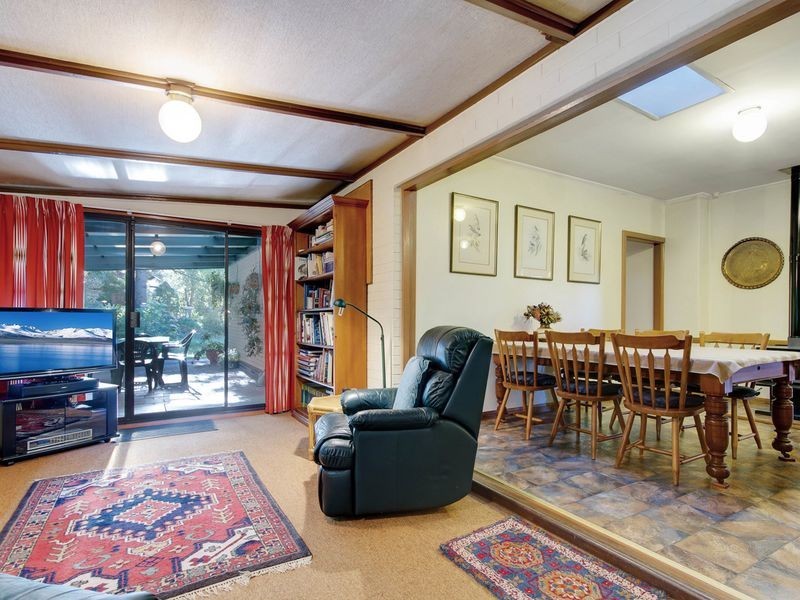15 Schocroft Avenue, Crafers SA 5152