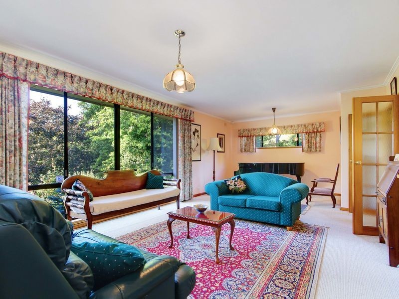 15 Schocroft Avenue, Crafers SA 5152
