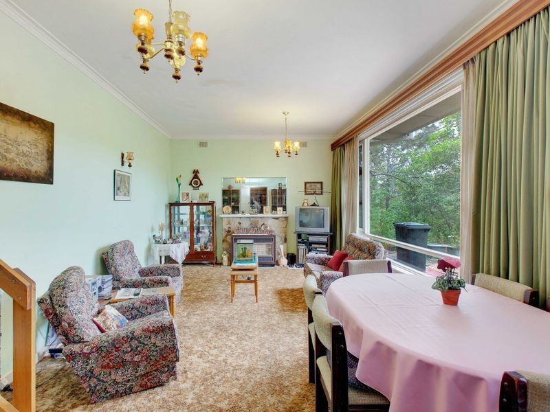 4 Rustic Avenue, Coromandel Valley SA 5051