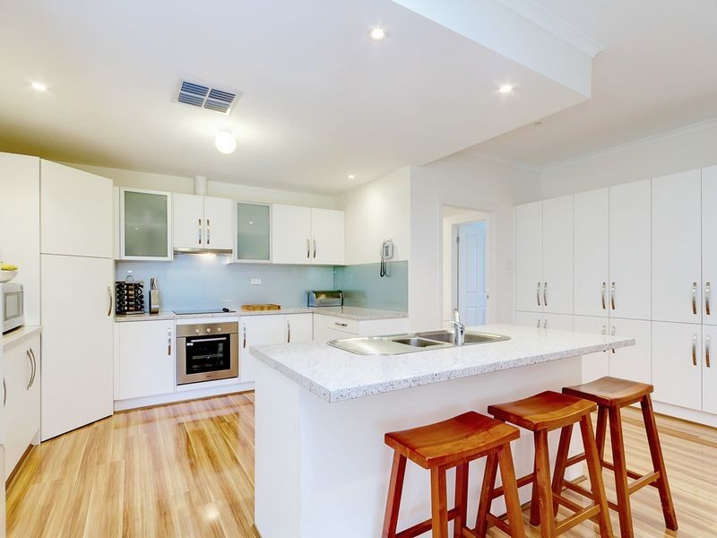 16A Oak Avenue, Bridgewater SA 5155