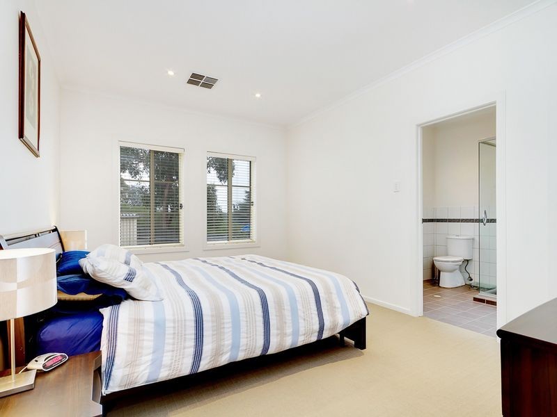 16A Oak Avenue, Bridgewater SA 5155