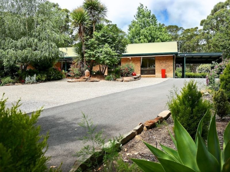 19 Nioka Drive, Ironbank SA 5153
