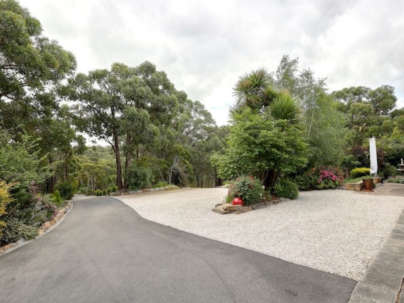 19 Nioka Drive, Ironbank SA 5153