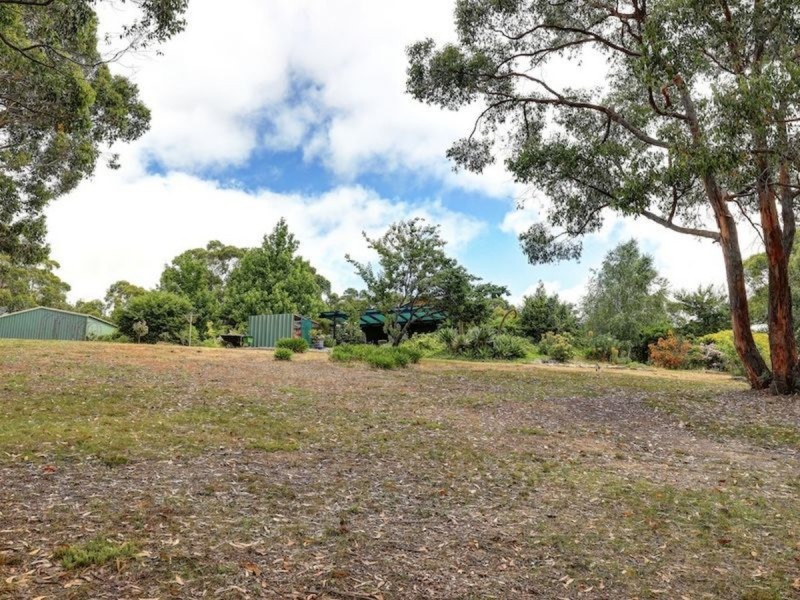 19 Nioka Drive, Ironbank SA 5153