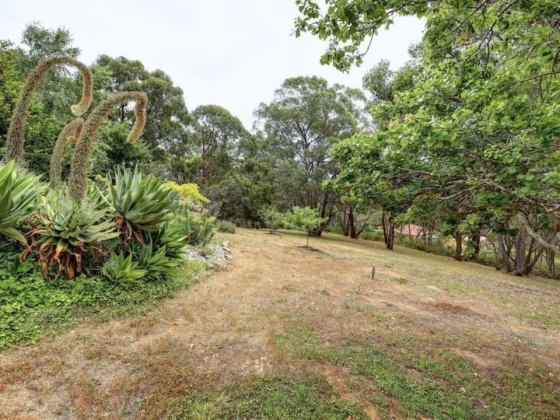 19 Nioka Drive, Ironbank SA 5153