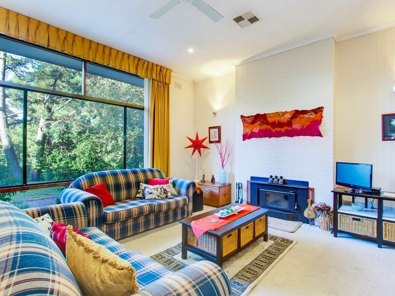 14 Longwood Road, Stirling SA 5152