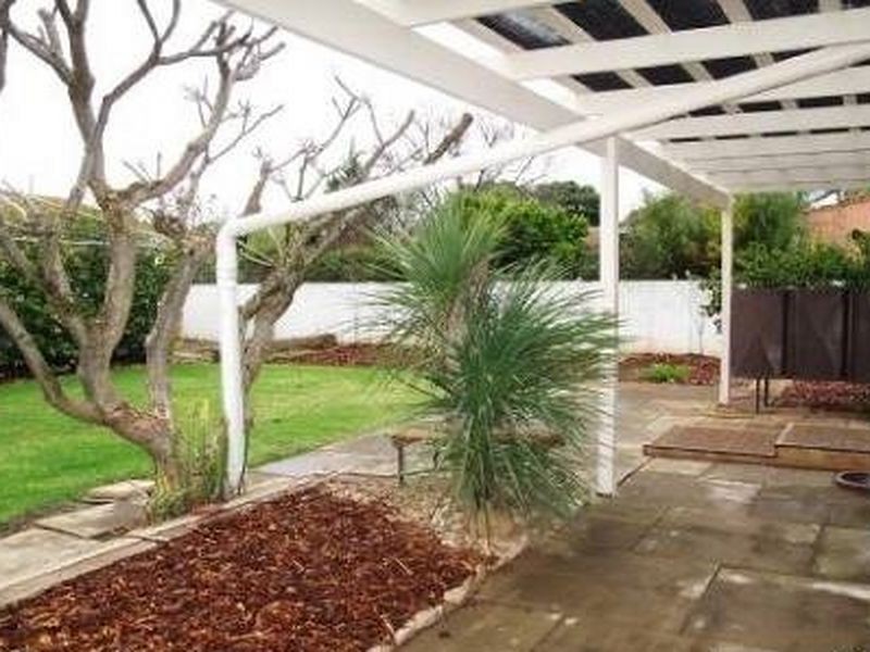 24 Edward Street, Cumberland Park SA 5041