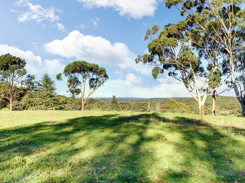 315 Bridgewater/Carey Gully Road, Bridgewater SA 5155