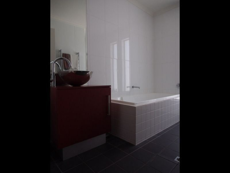 18 Johnston Street, Stirling SA 5152