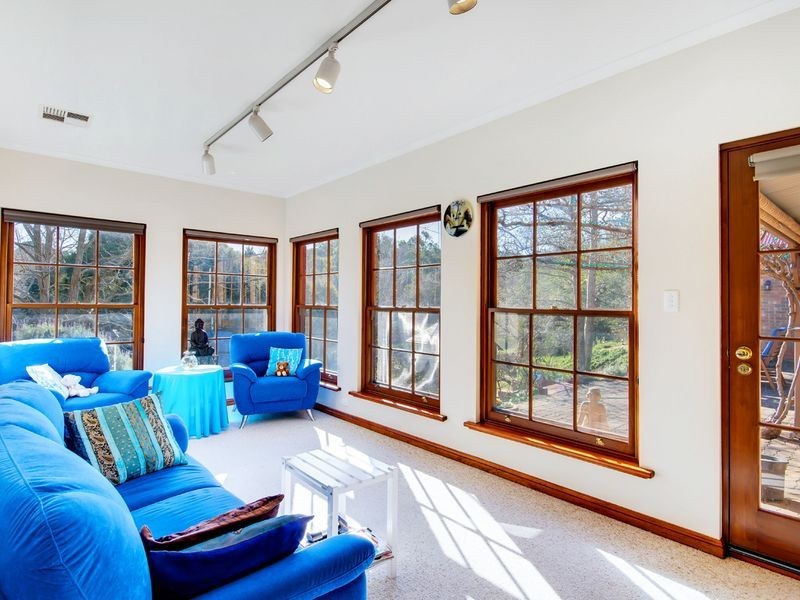 17 Paratoo Road, Stirling SA 5152