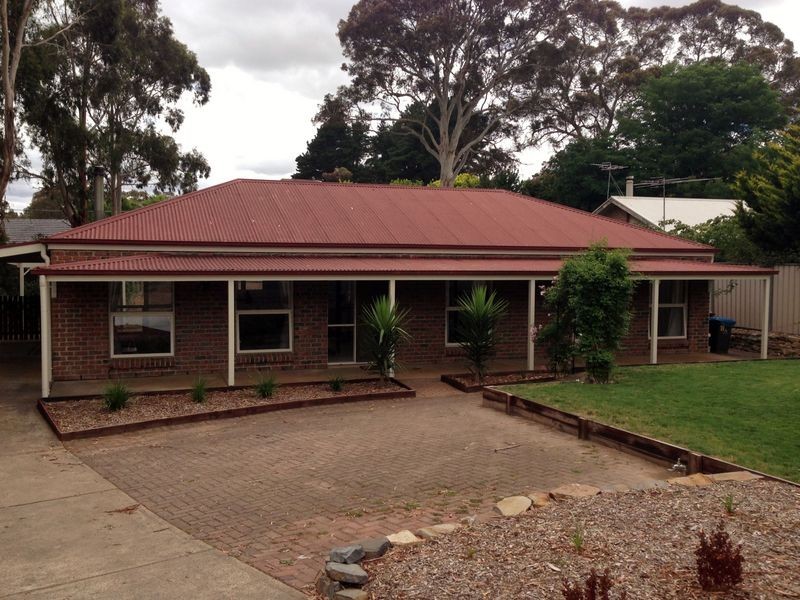 11 Jacaranda Drive, Woodside SA 5244