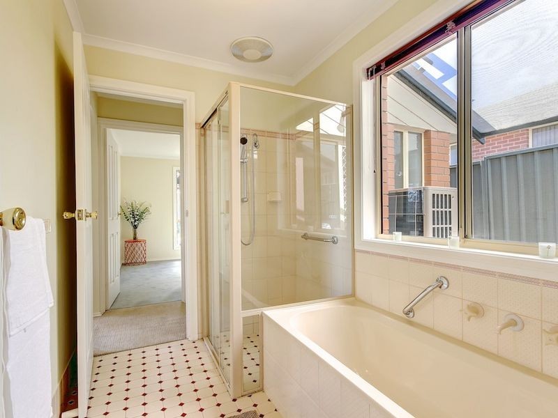 13 Spring Park Circuit, Aberfoyle Park SA 5159
