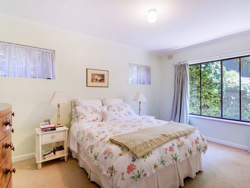 4 Schocroft Avenue, Crafers SA 5152
