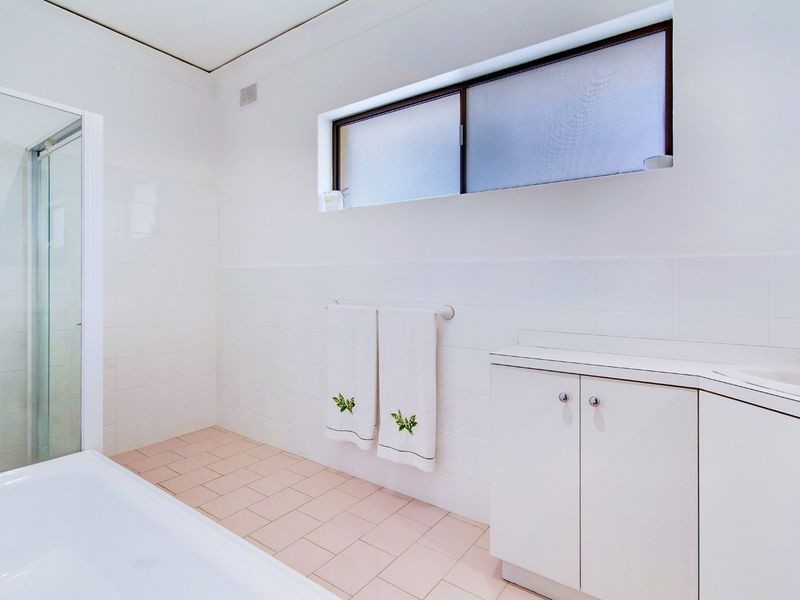 4 Schocroft Avenue, Crafers SA 5152