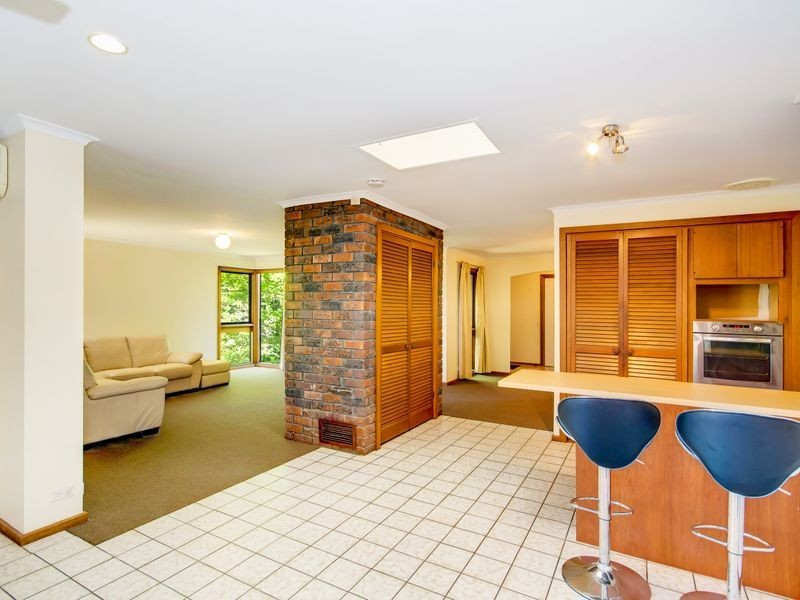 9 Hadleigh Rise, Upper Sturt SA 5156