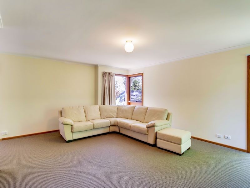 9 Hadleigh Rise, Upper Sturt SA 5156